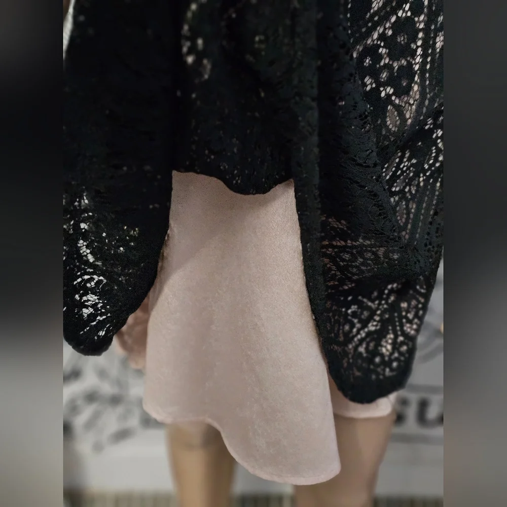 Like New Lulu's Elegant Black Lace Mini Dress Fully Lined Small - Picture 5 of 11